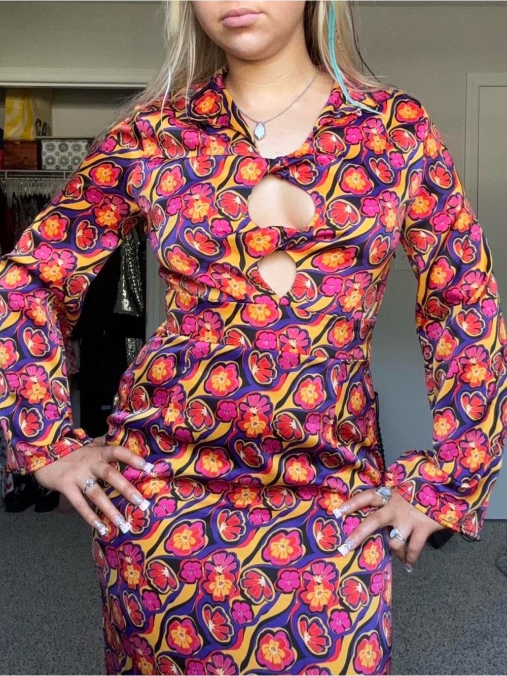 Nasty Gal Pink Multi Floral Keyhole Long Sleeve Maxi Dress with Cutouts Size 6 - Picture 3 of 8
